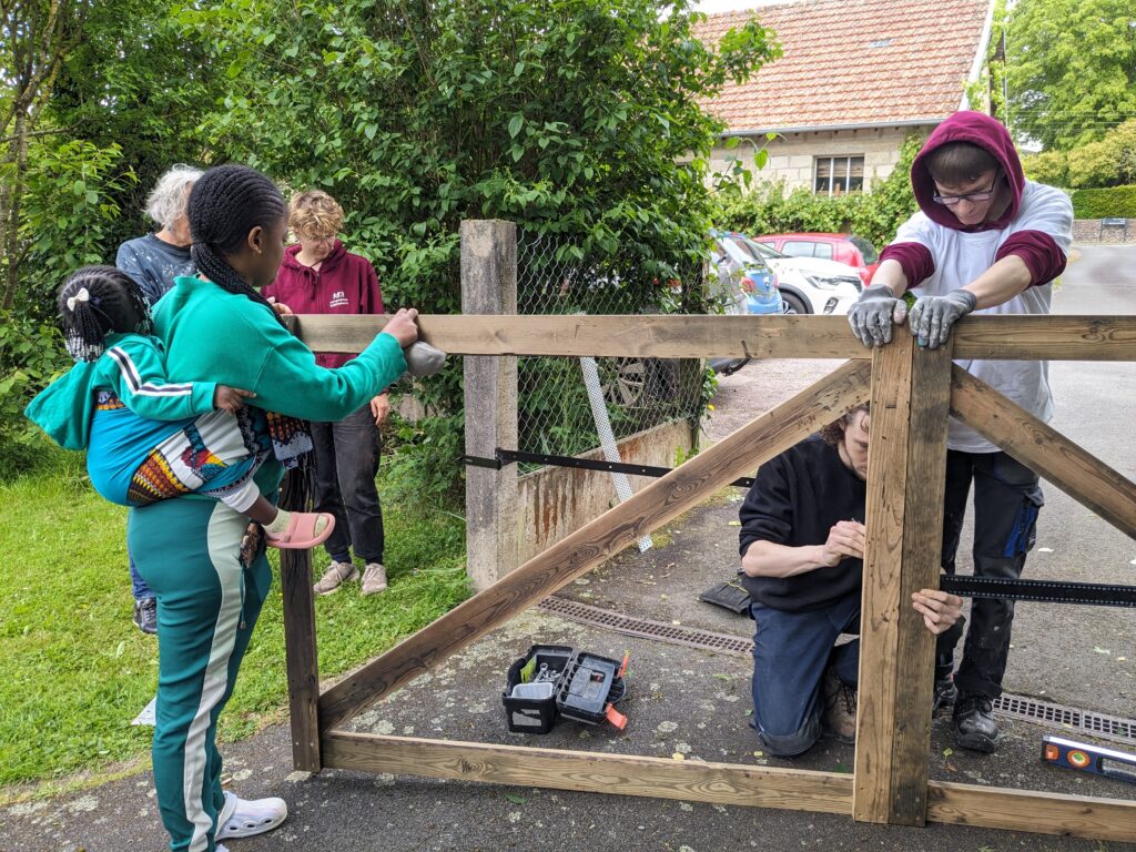 Portail en cours de construction