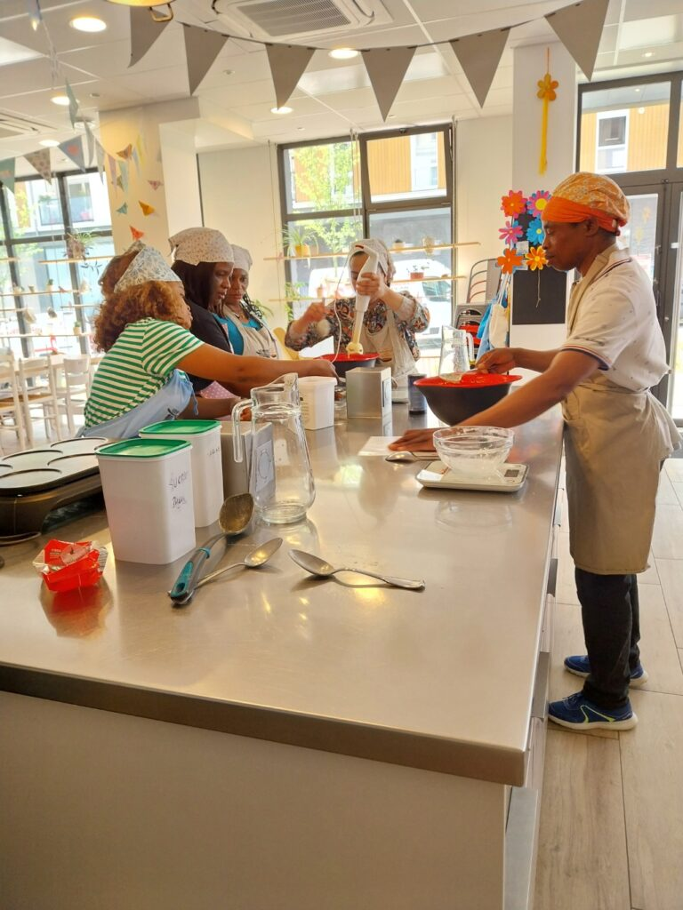 Préparation des crêpes « 1000 trous »